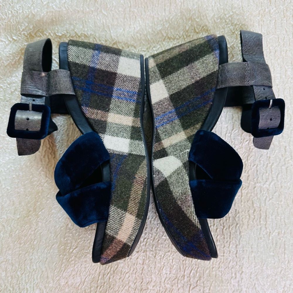 RARE Kork-Ease Plaid Platform Wedge with Velvet Detail & Buckle Strap 6 NEW - Picture 4 of 10